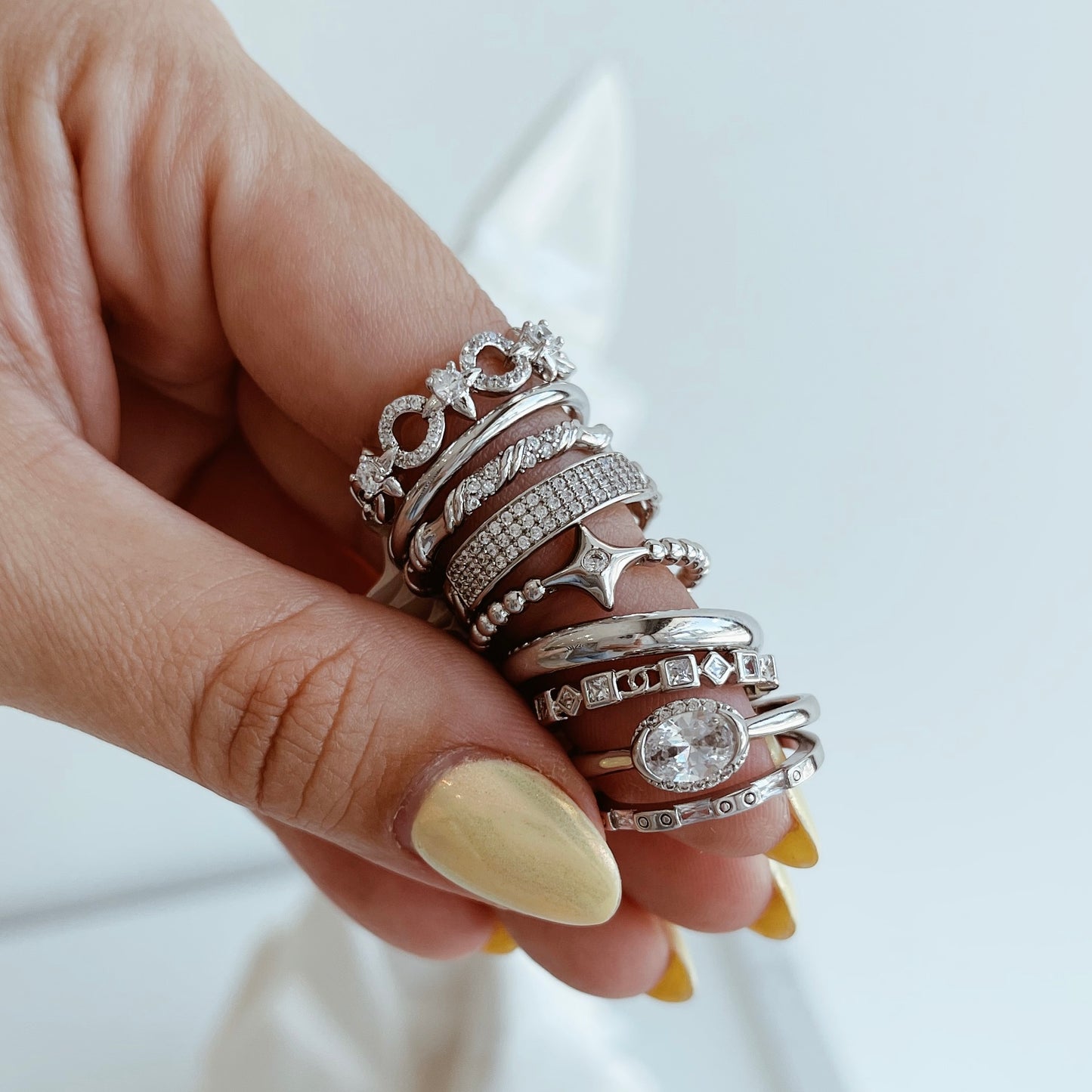 ANILLO TORCIDO
