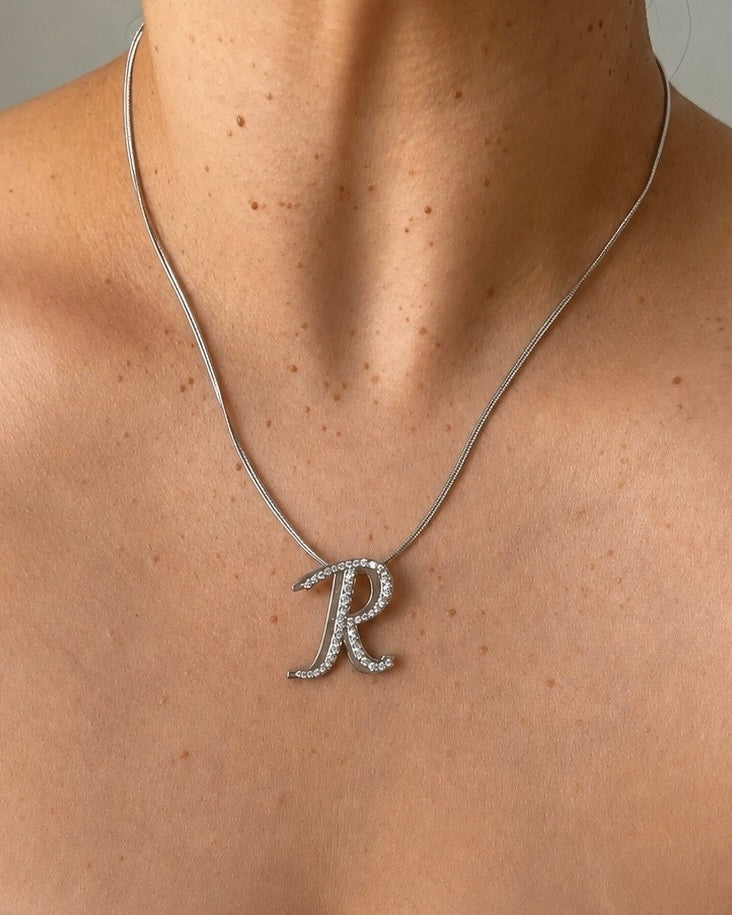SCRIPT INITIAL
NECKLACE