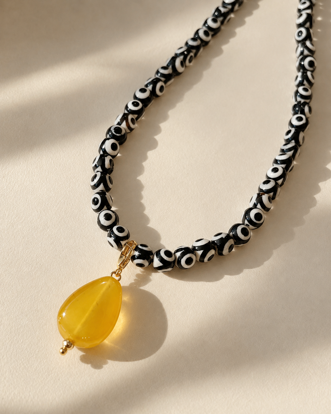 COLLAR OJO DE GATO