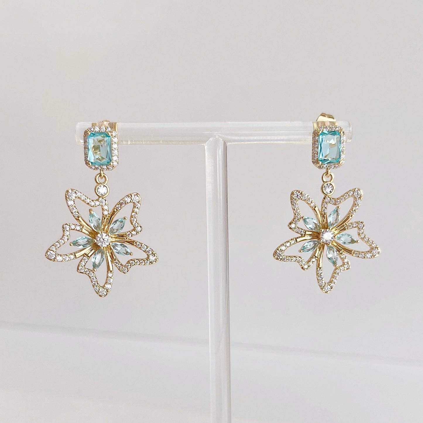 ARETE FLOR AZUL