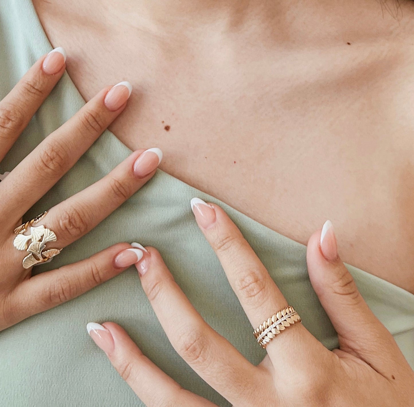 ANILLO HOJAS
