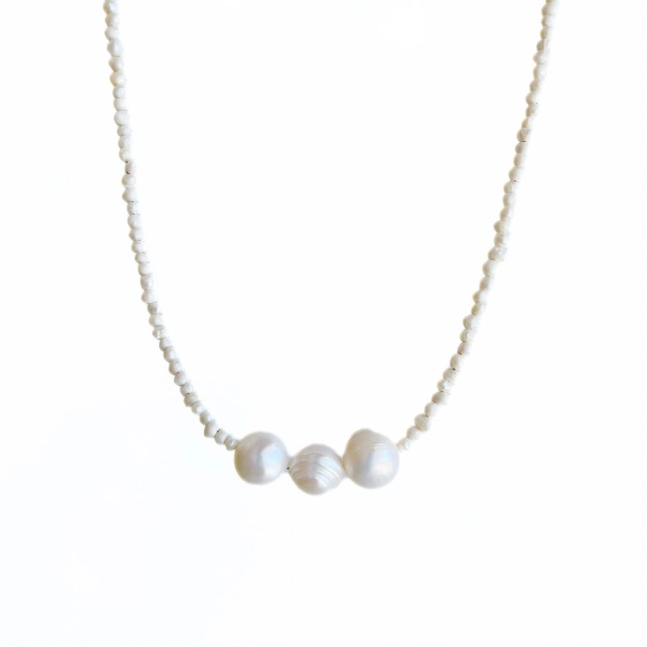 COLLAR BLAIR