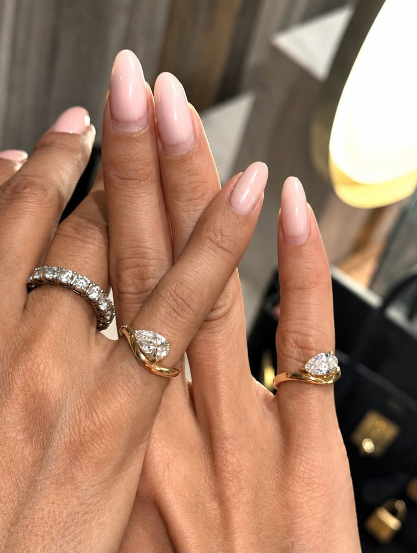 ANILLO GOTA CURVA