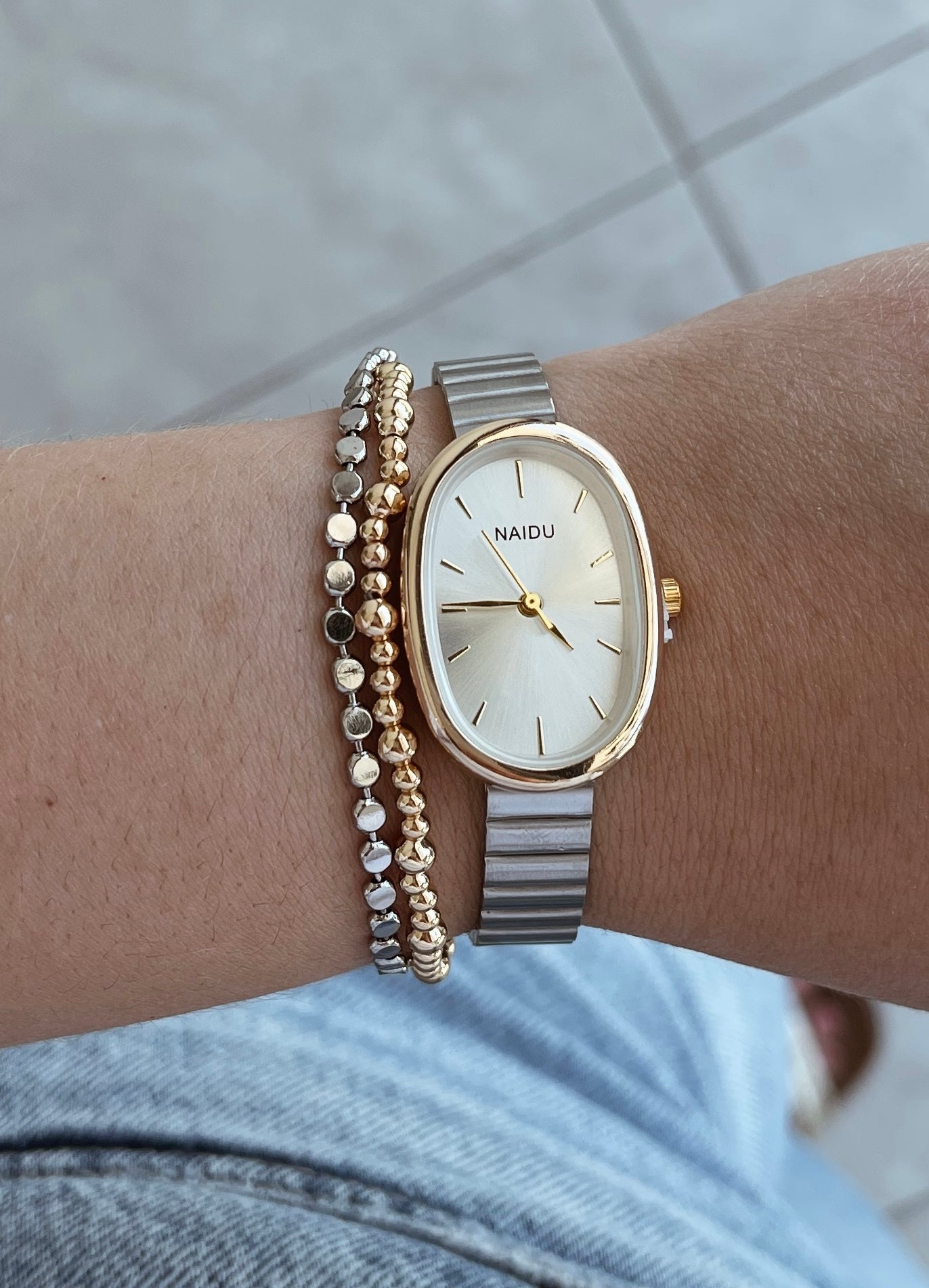 RELOJ NÉBULA