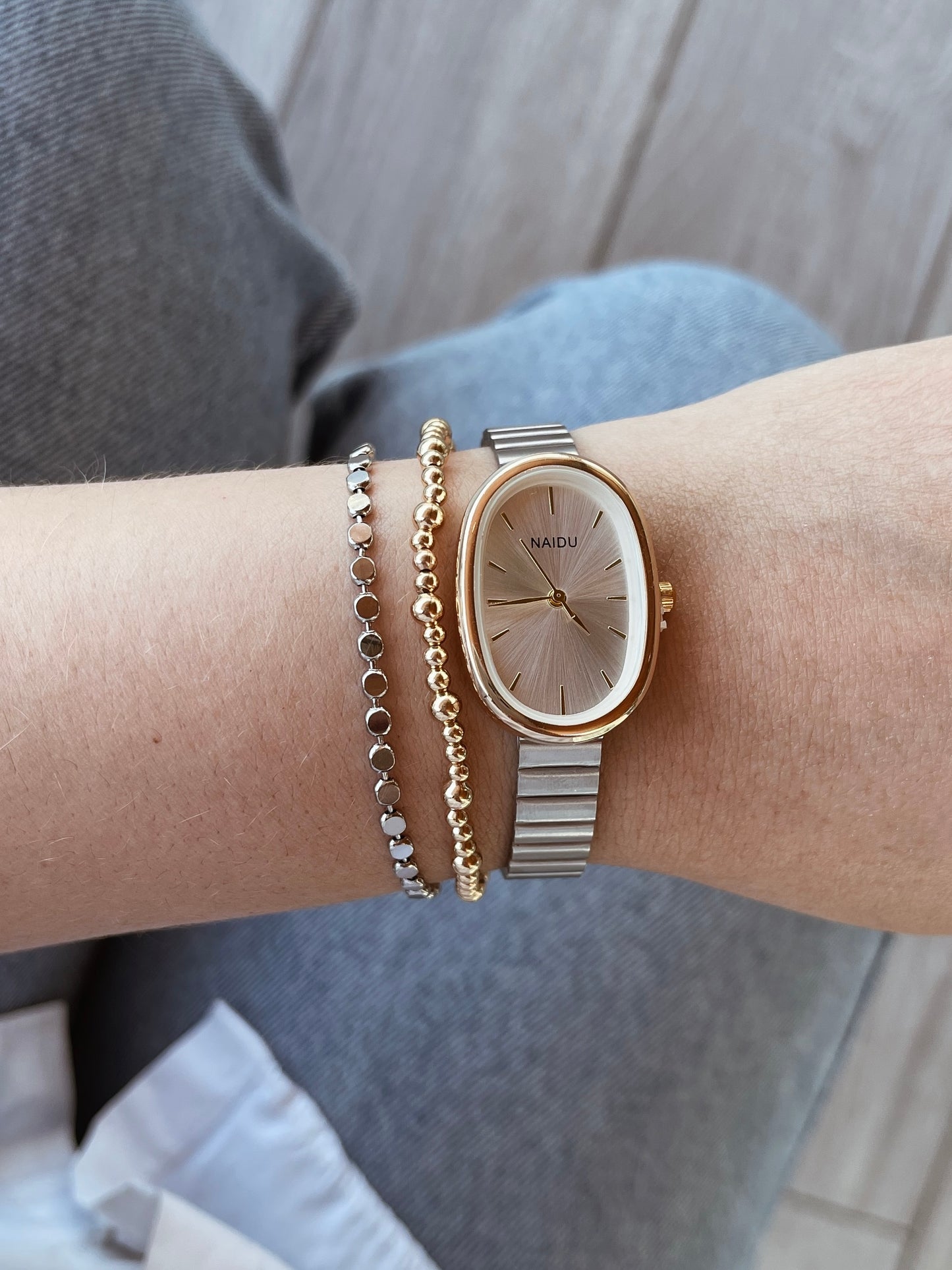 RELOJ NÉBULA