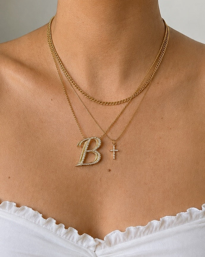 SCRIPT INITIAL
NECKLACE