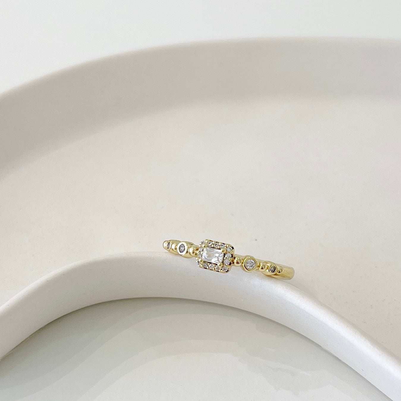 ANILLO ISSA