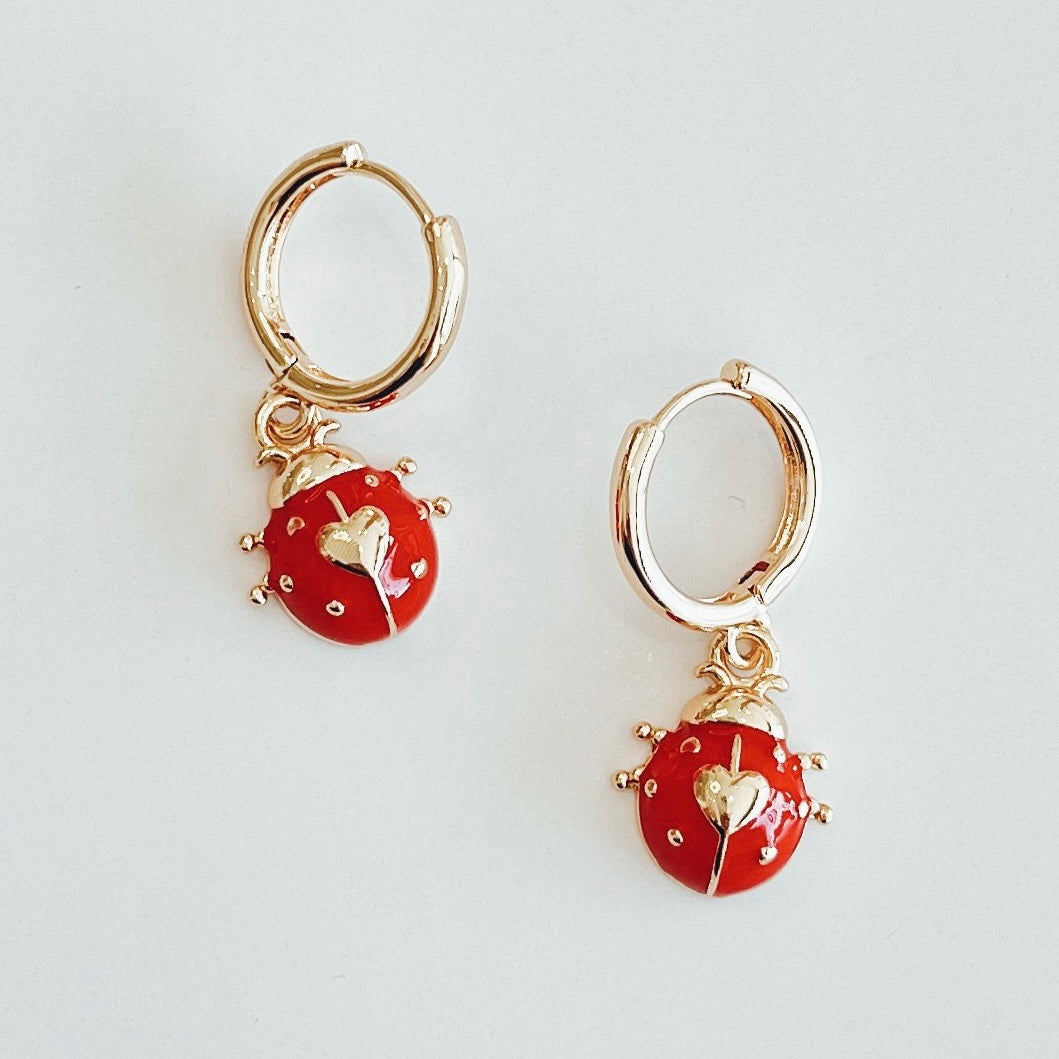 ARETE CATARINA ROJA