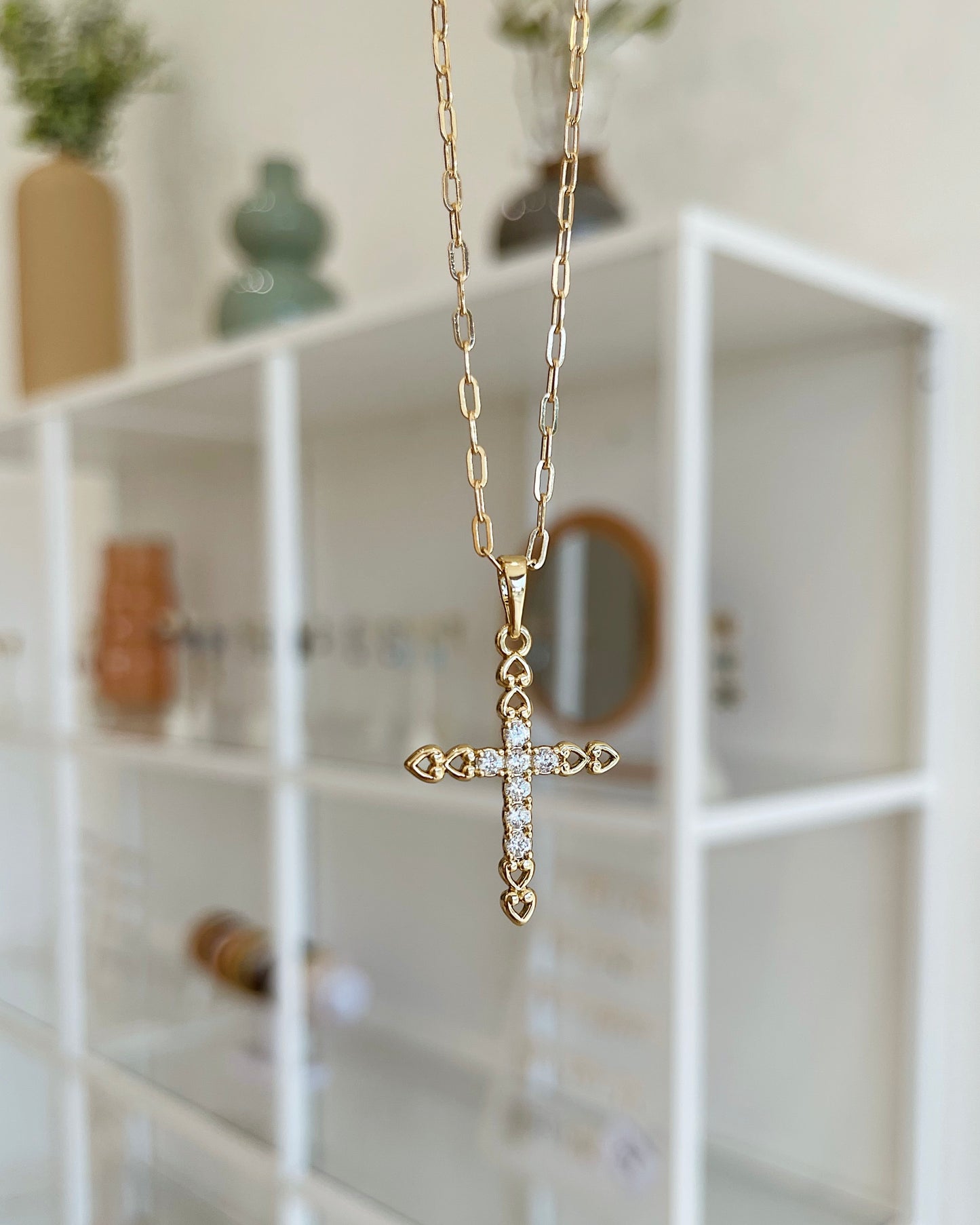 COLLAR CRUZ DELICADA