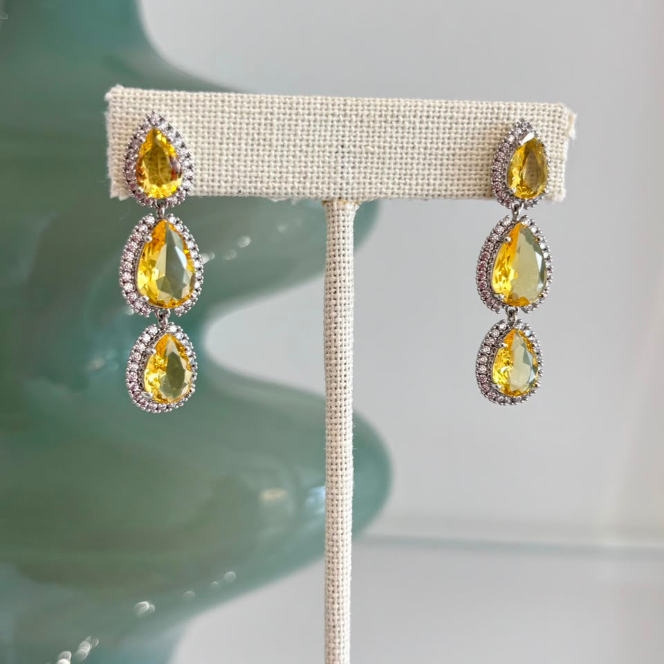 ARETE AMARELO