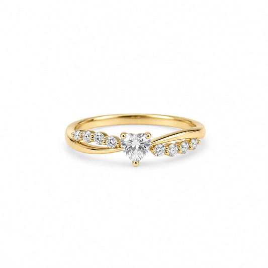 ANILLO CORAZÓN ENTRELAZADO